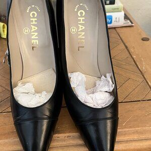 Chanel black 3" Heel in size 8..rarely worn